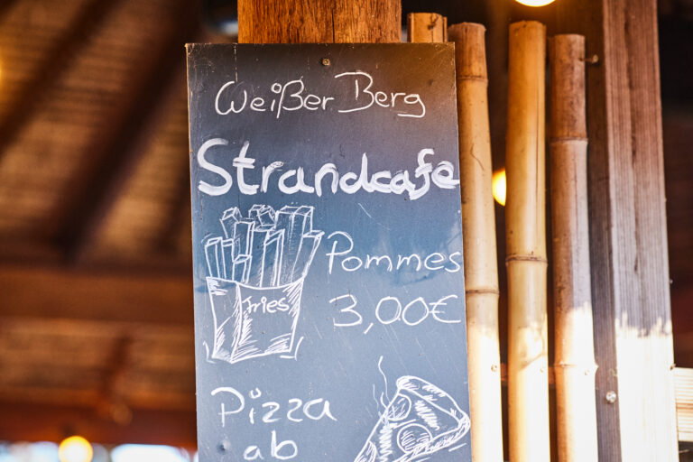 werbetafel von der Strandbar am Steinhuder Meer